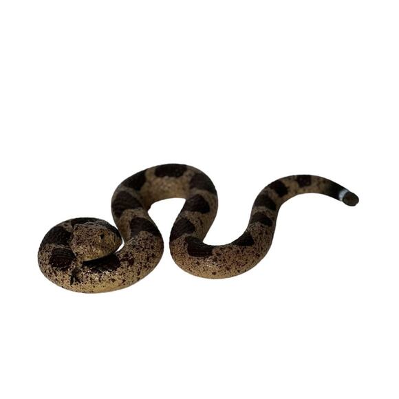 Realistic Fake Snakes Toy, 2 pcs Soft Rubber Fake snakes Garden Snake Props - Picture 11 of 14